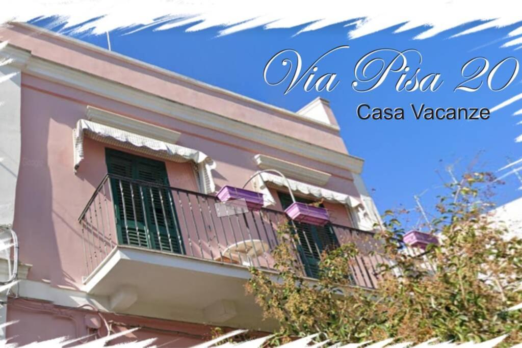 Ferienwohnung Via Pisa 20 Mansarda Bari Exterior foto